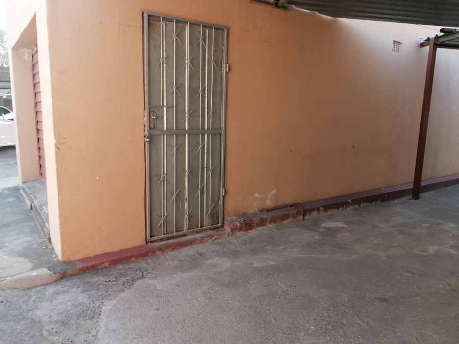 4 Bedroom Property for Sale in Rustenburg North North West